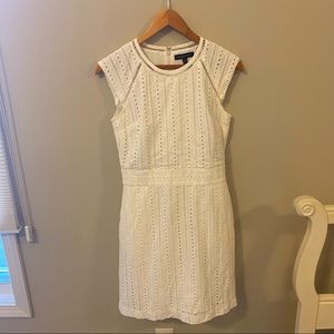 Banana Republic White Eyelet Sheath Dress Cap Sleeve Knee Length 100% Cotton 6